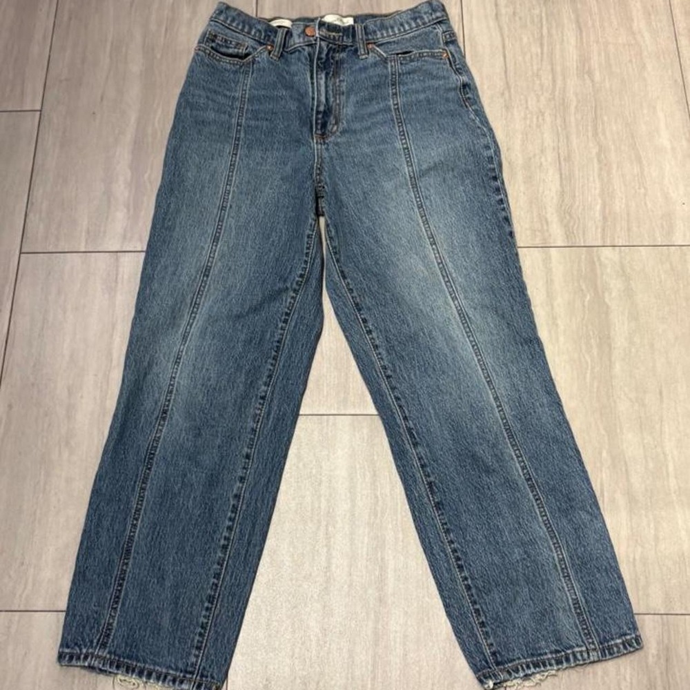 Universal Thread Vintage Straight Leg Blue Jeans Front Seam Frayed Hem 4/27R